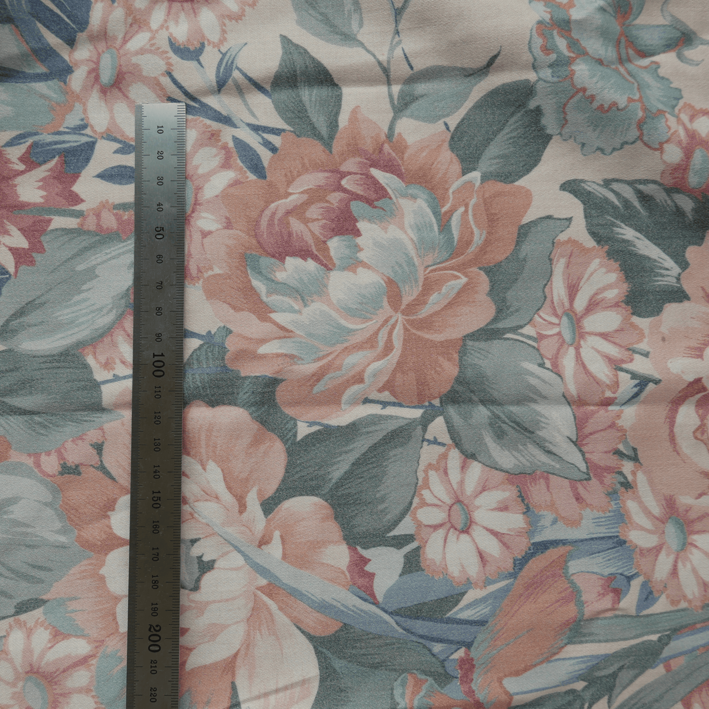 Tissu Polycoton - Écru avec fleurs bleues , orangées & roses- 130 cm * 230 cm