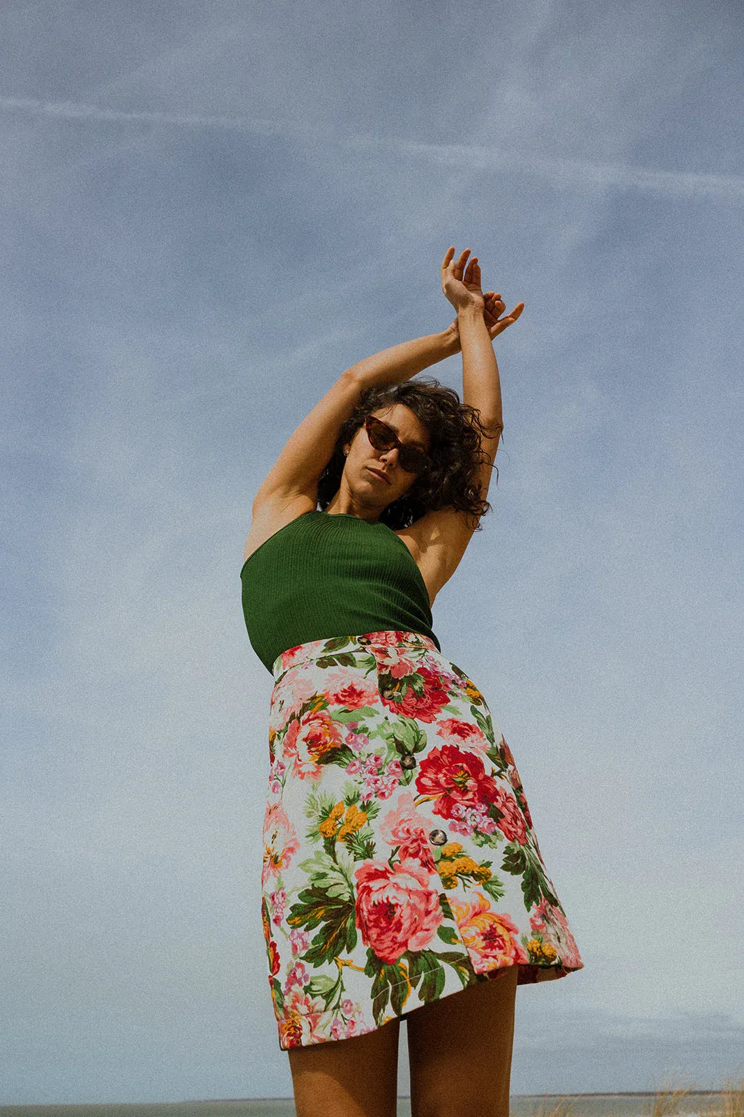 Jupe sacha Maéli Paris à fleurs.