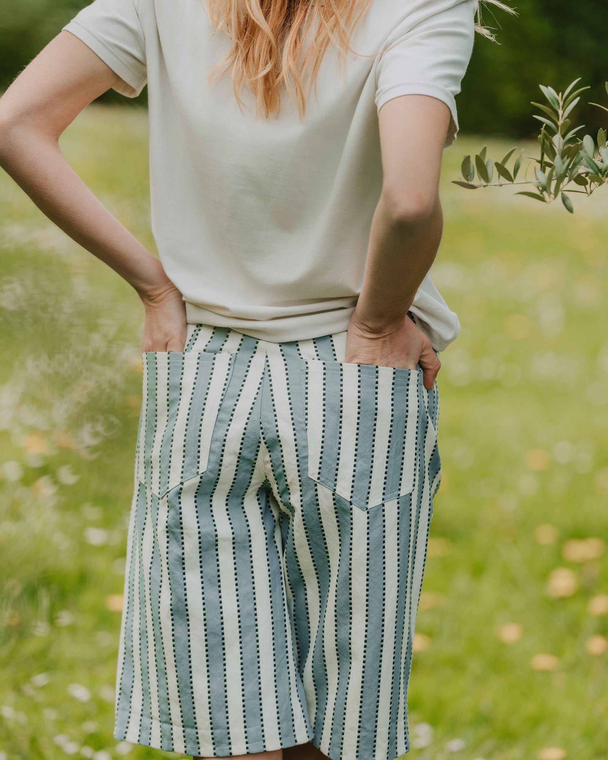 Patron de couture bermuda Zoé avec poches plaquées au dos et coupe droite