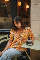 Hauts à volants Pauline fleuri vintage. Patron couture Maéli.