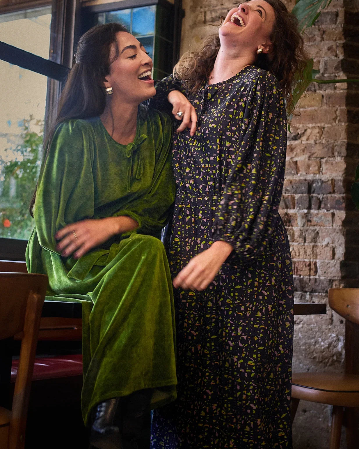 Patron de robe longue en velours vert et tissu Atelier Brunette patron couture RE_Sourcée.