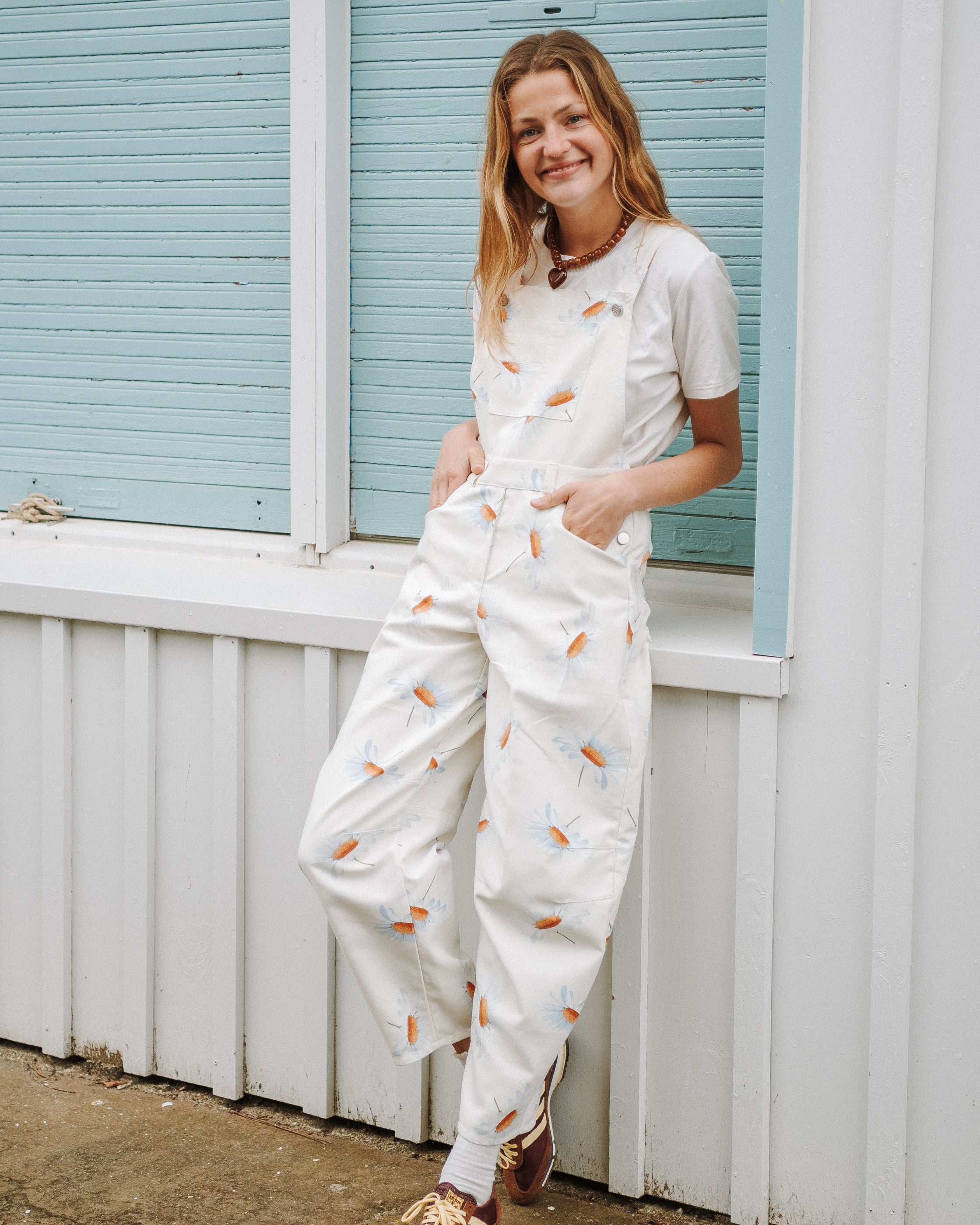 patron salopette femme anais version avec bavette devant coupe ample et taille marquee