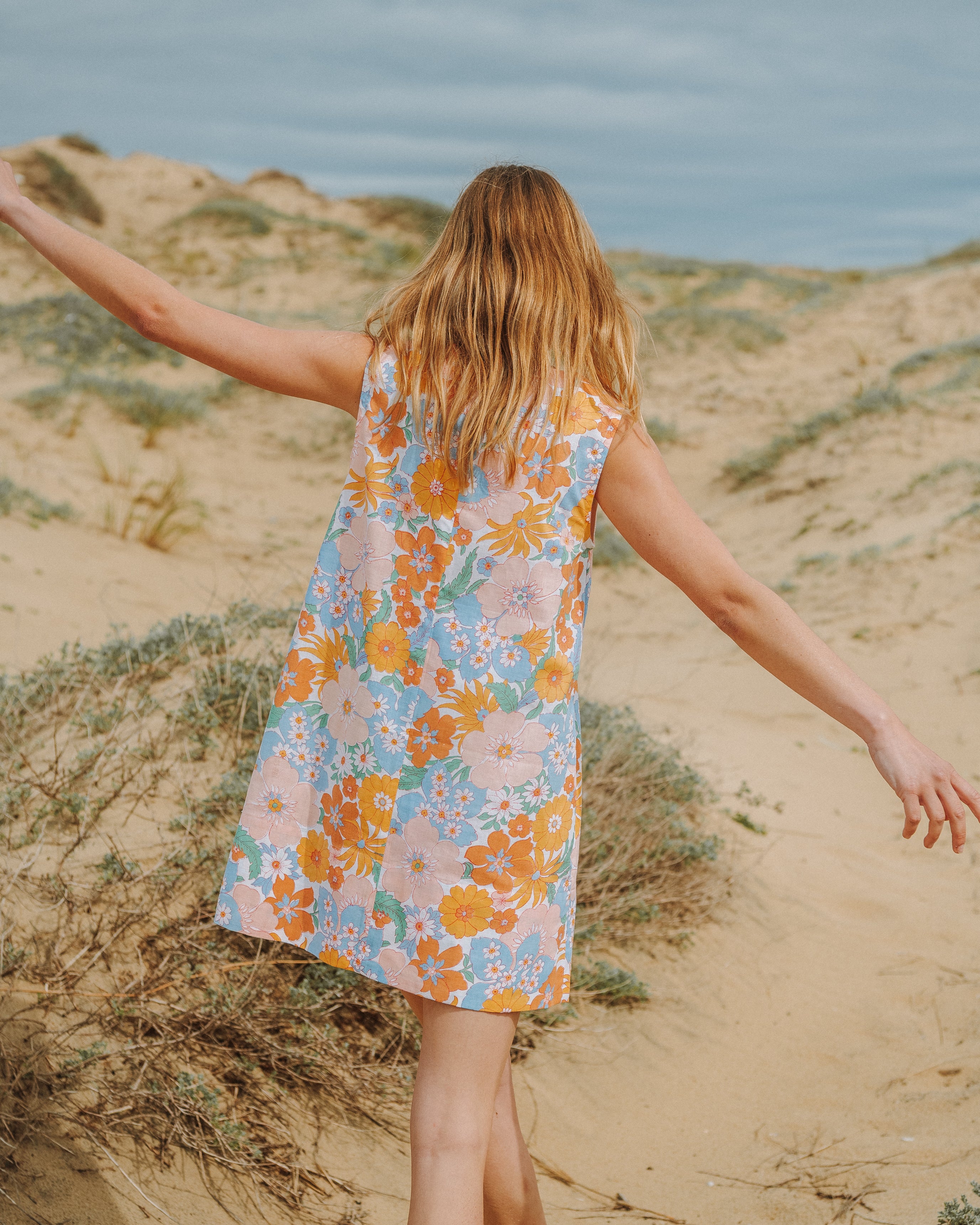 robe trapeze femme fleurs vue dos tenue ete cousue main