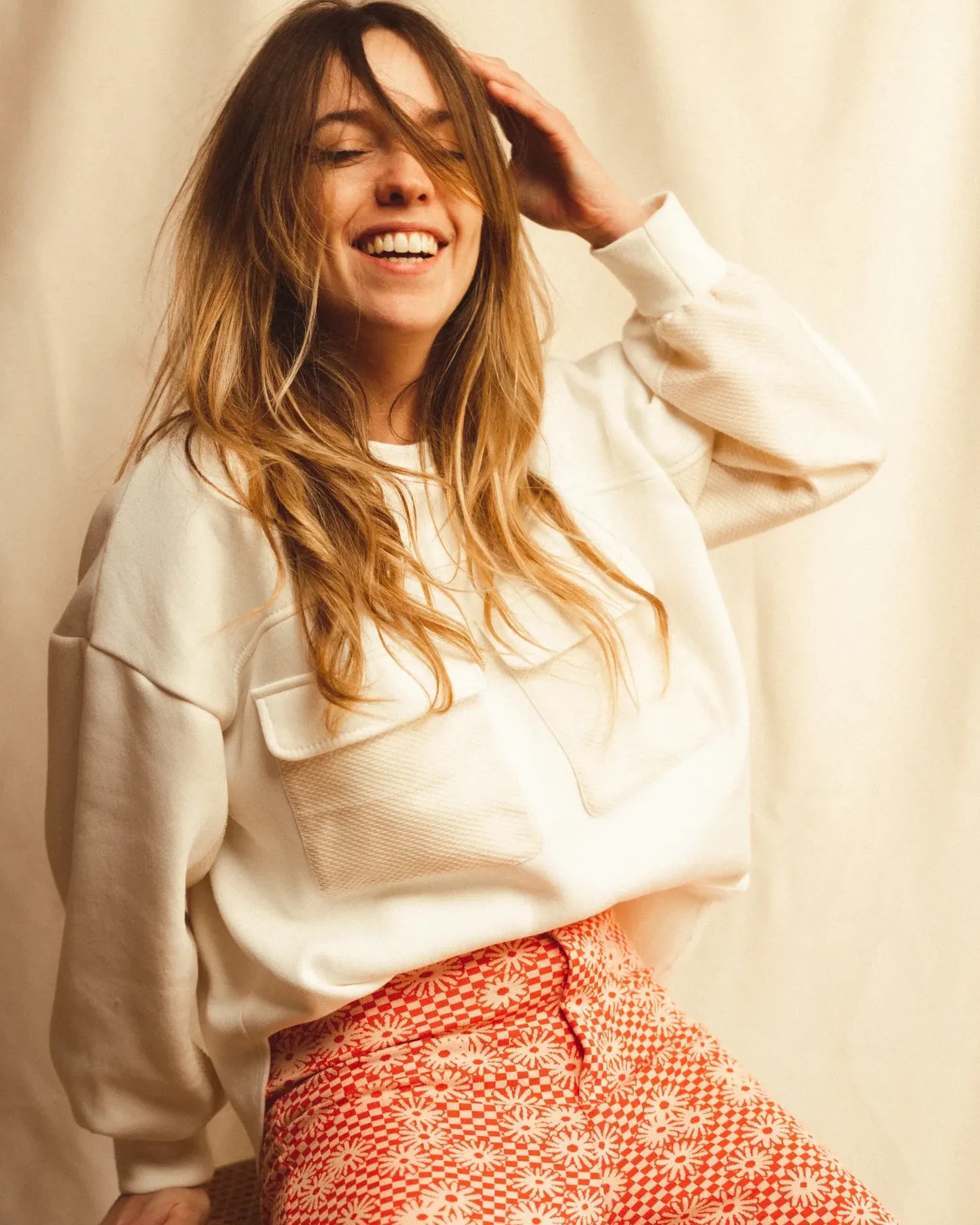 Sweat femme Simone écru en coton de Maéli Paris.