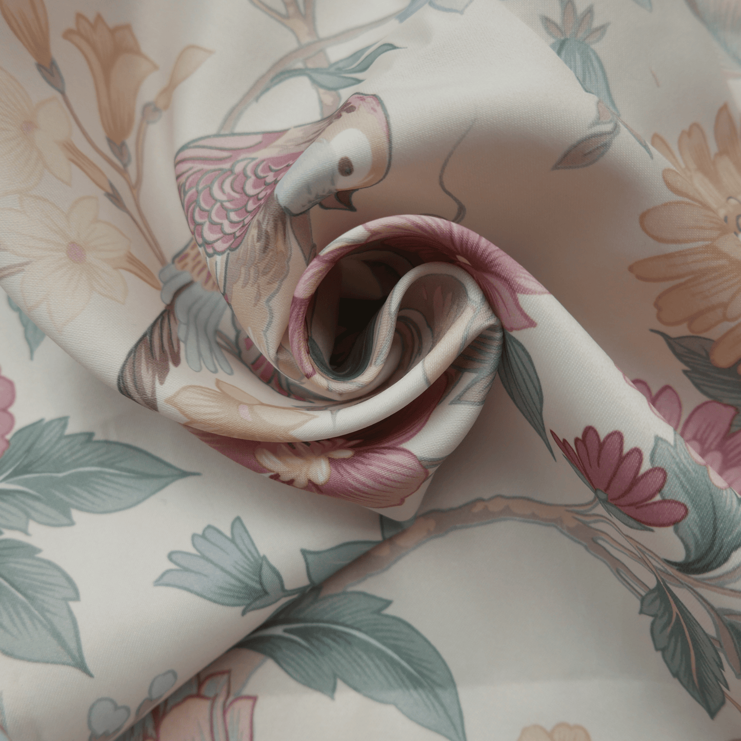 Tissu polyester - Écru avec fleurs & oiseaux pastels - 210 cm * 70 cm