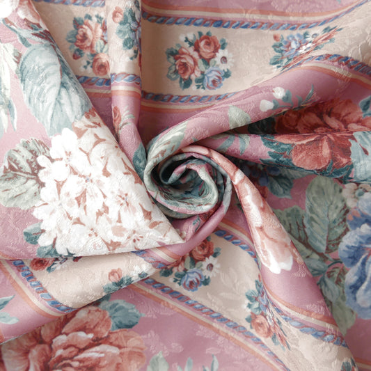 Tissu polyester - Rose avec fleurs vintage - 75 cm * 140 cm