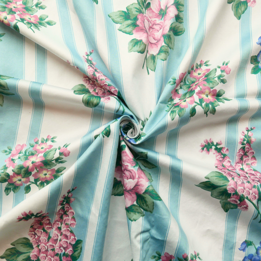 Tissu polyester - Blanc à rayures bleues avec fleurs - 130 cm * 210 cm