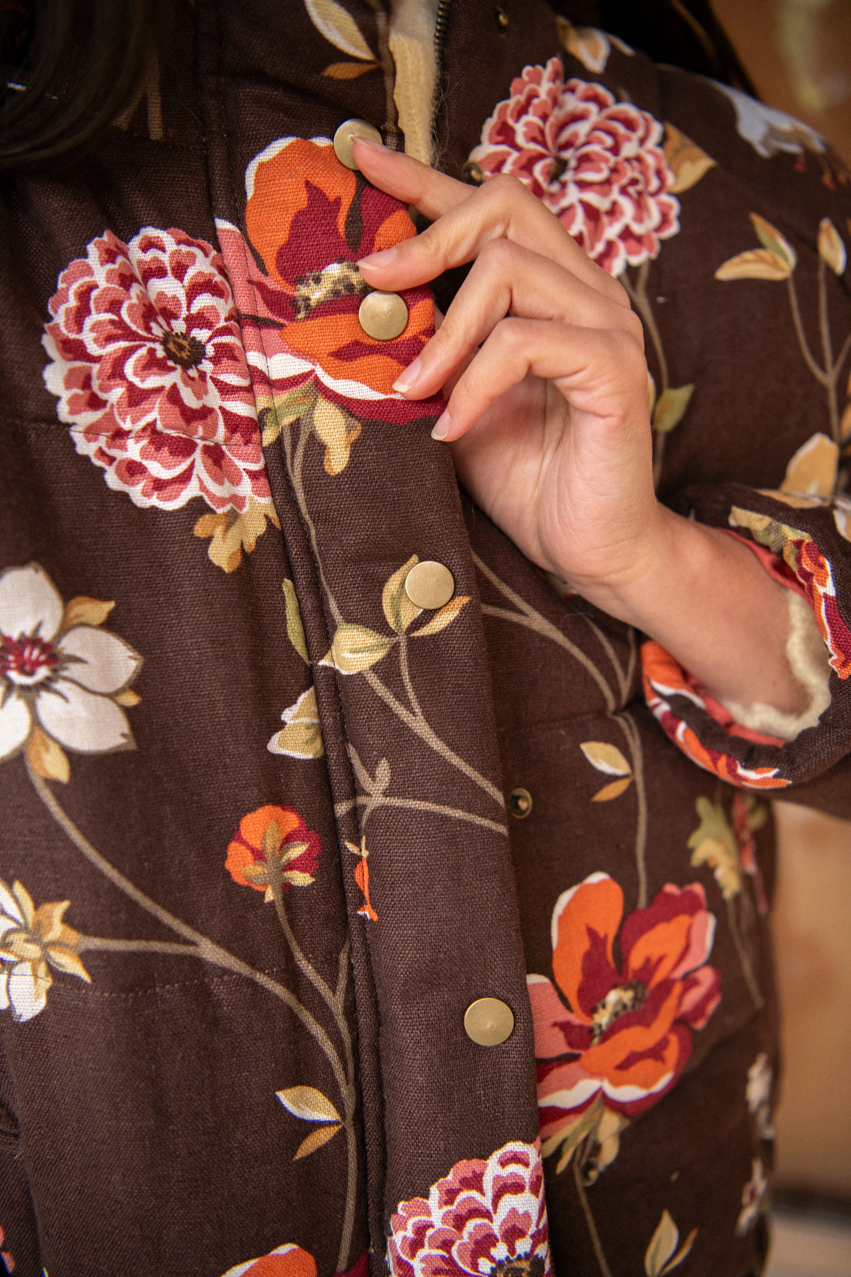 detail pressions metal sur doudoune coline finition soignee patron couture