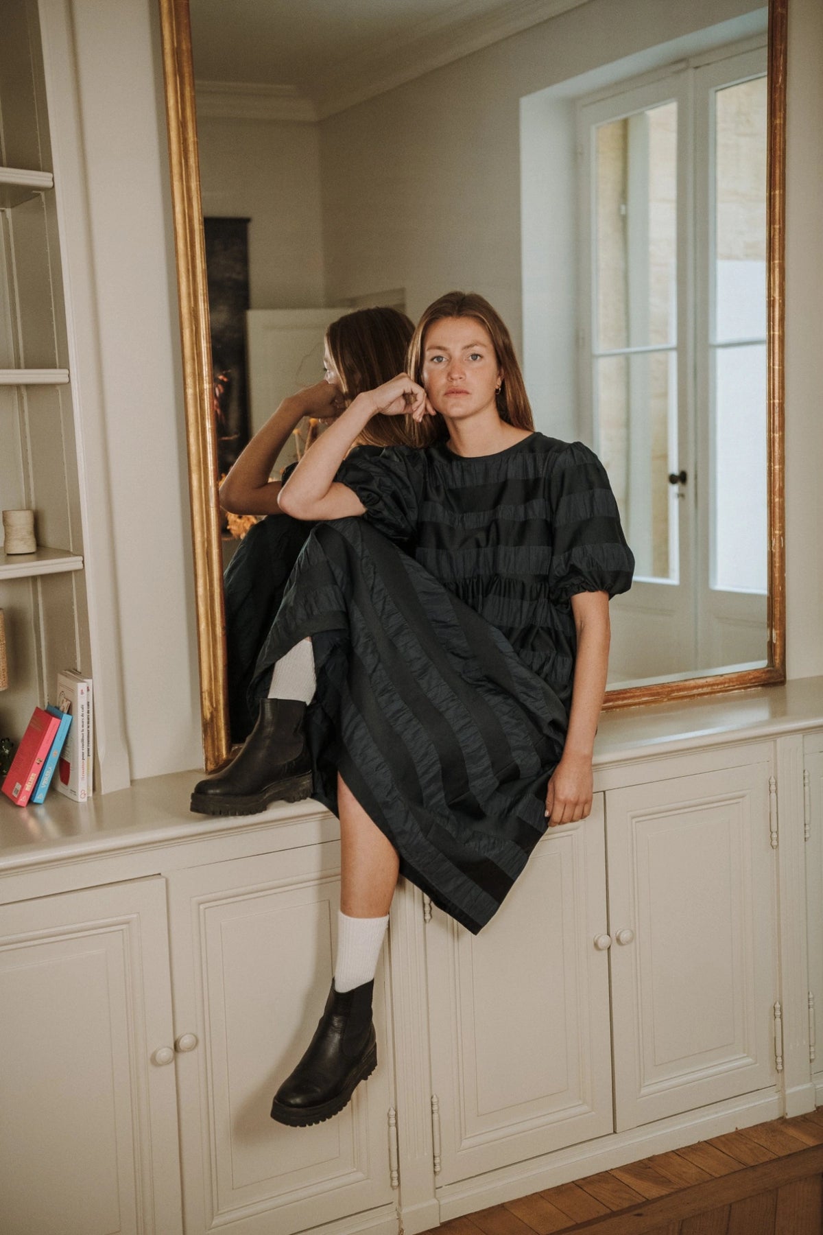 Patron de couture blouse-robe Chloé de Maéli Paris, robe mi-longue avec manches froncées
