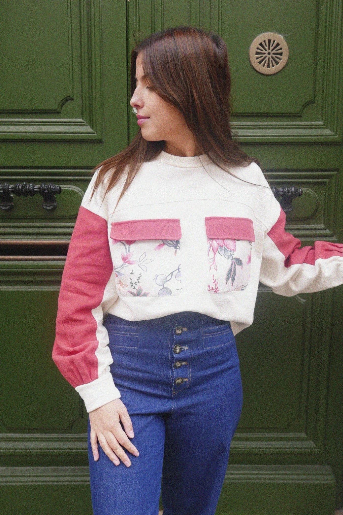 Sweat femme Simone fleuri fuschia à poches de Maéli Paris.