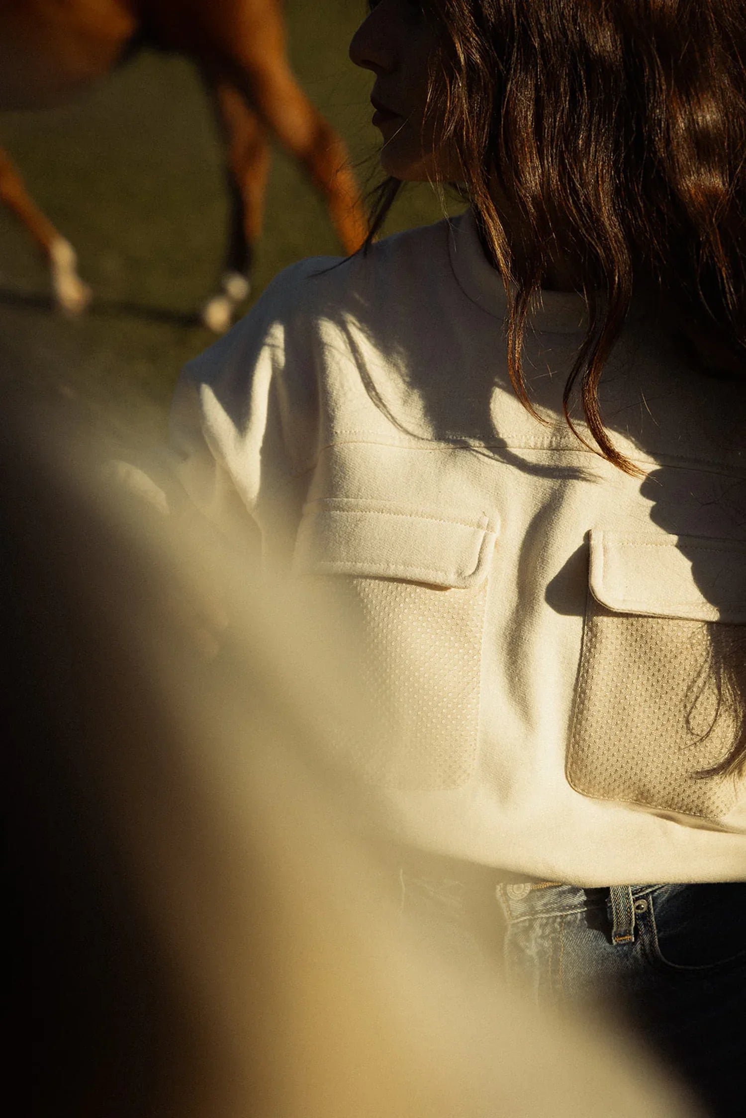 Sweat femme Simone uni écru à poches de Maéli Paris.