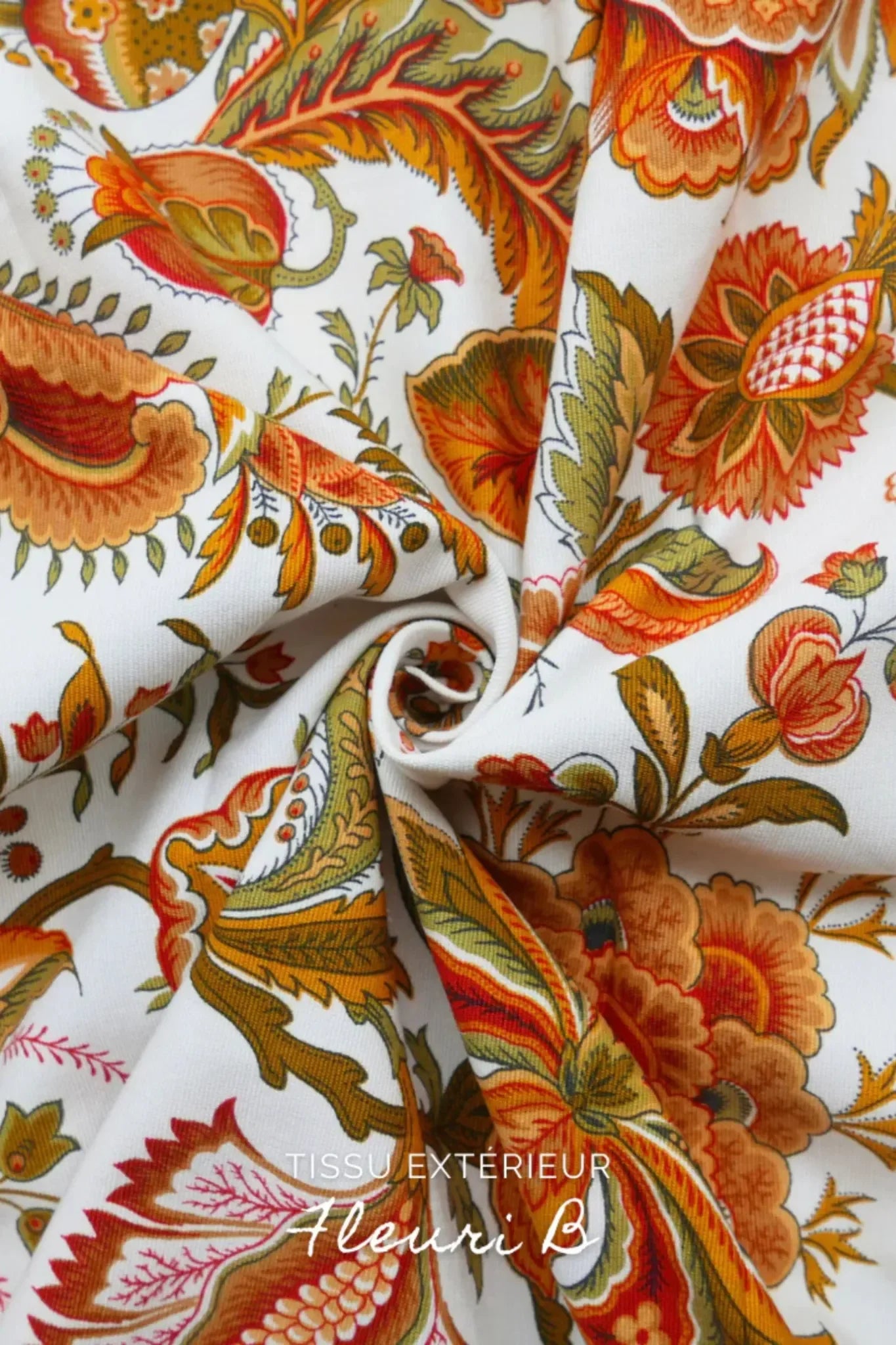 Tissu fleuri orange extérieur pour kit couture Martha personnalisable.